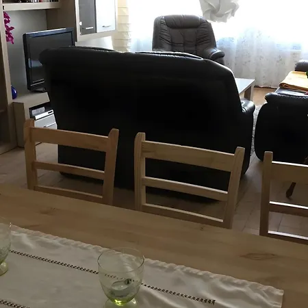 شقة Fuer 3 Personen 63 M²