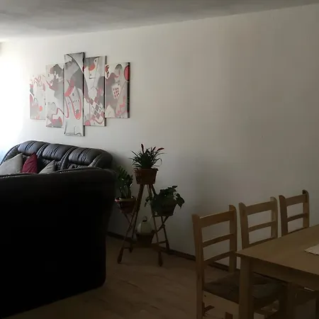 شقة Fuer 3 Personen 63 M² *